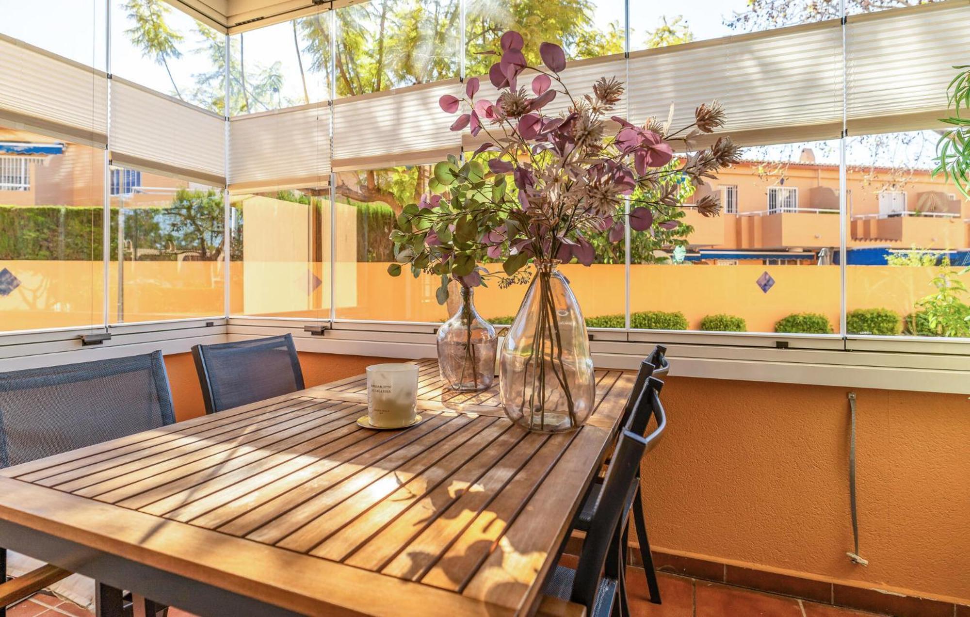 Apartment Awesome In With Wifi Marbella